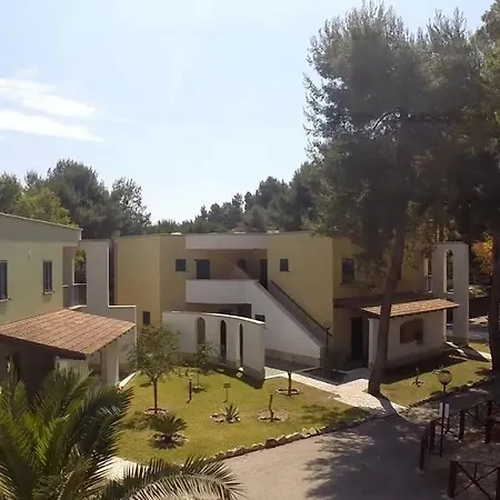 Villaggio Selva Dei Pini Aparthotel Vieste