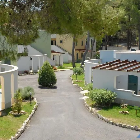 Villaggio Selva Dei Pini Aparthotel Vieste